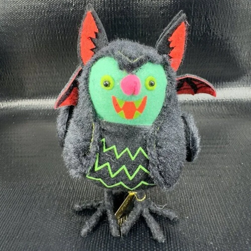 Target Hyde & EEK‎ Featherly Friends Fabric Bird 2024 With Tags Figure Batrick